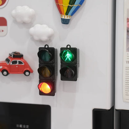 Flashing color-changing traffic light